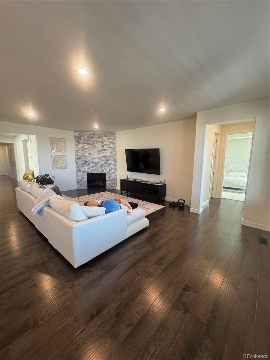 MLS Image #4 for 8163 s valleyhead way,aurora, Colorado