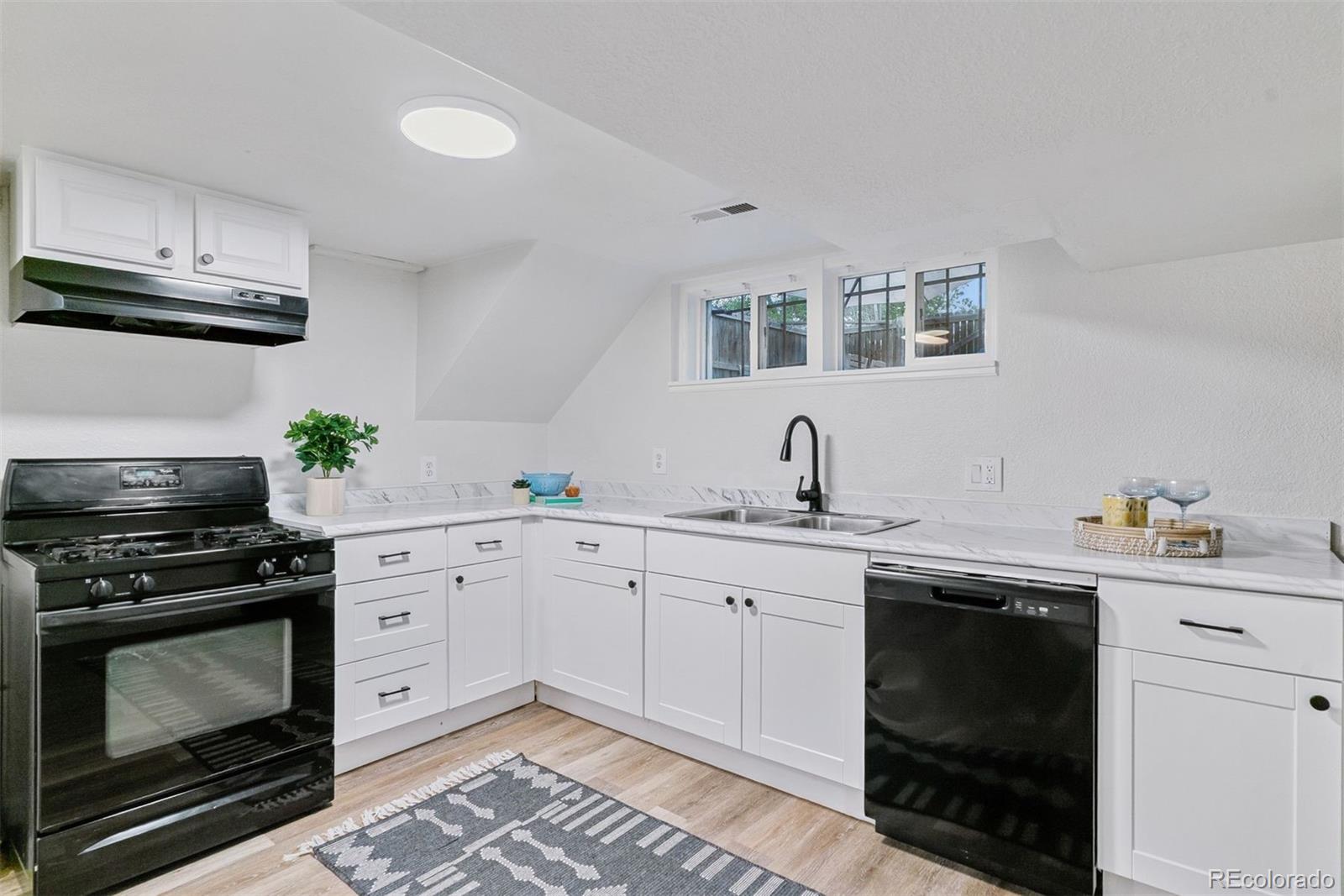 MLS Image #26 for 4003  federal boulevard,denver, Colorado