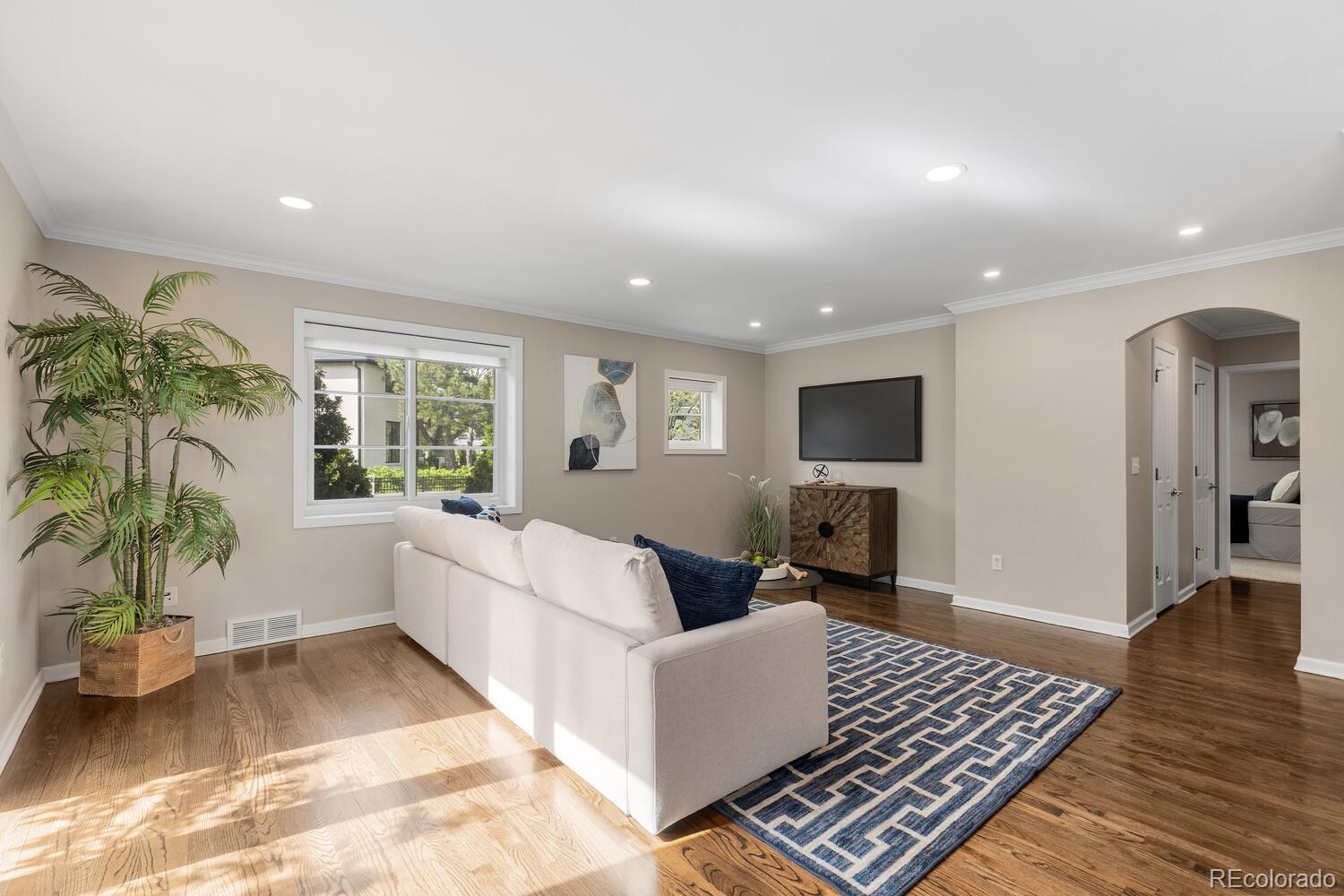 MLS Image #17 for 172 s forest street,denver, Colorado