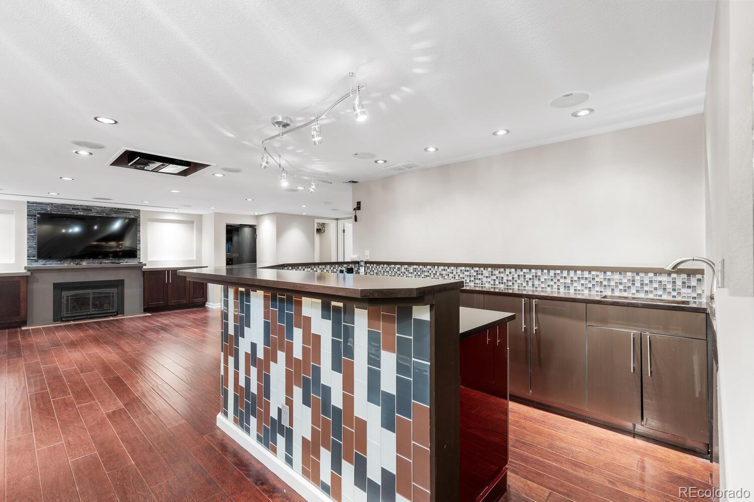 MLS Image #35 for 172 s forest street,denver, Colorado