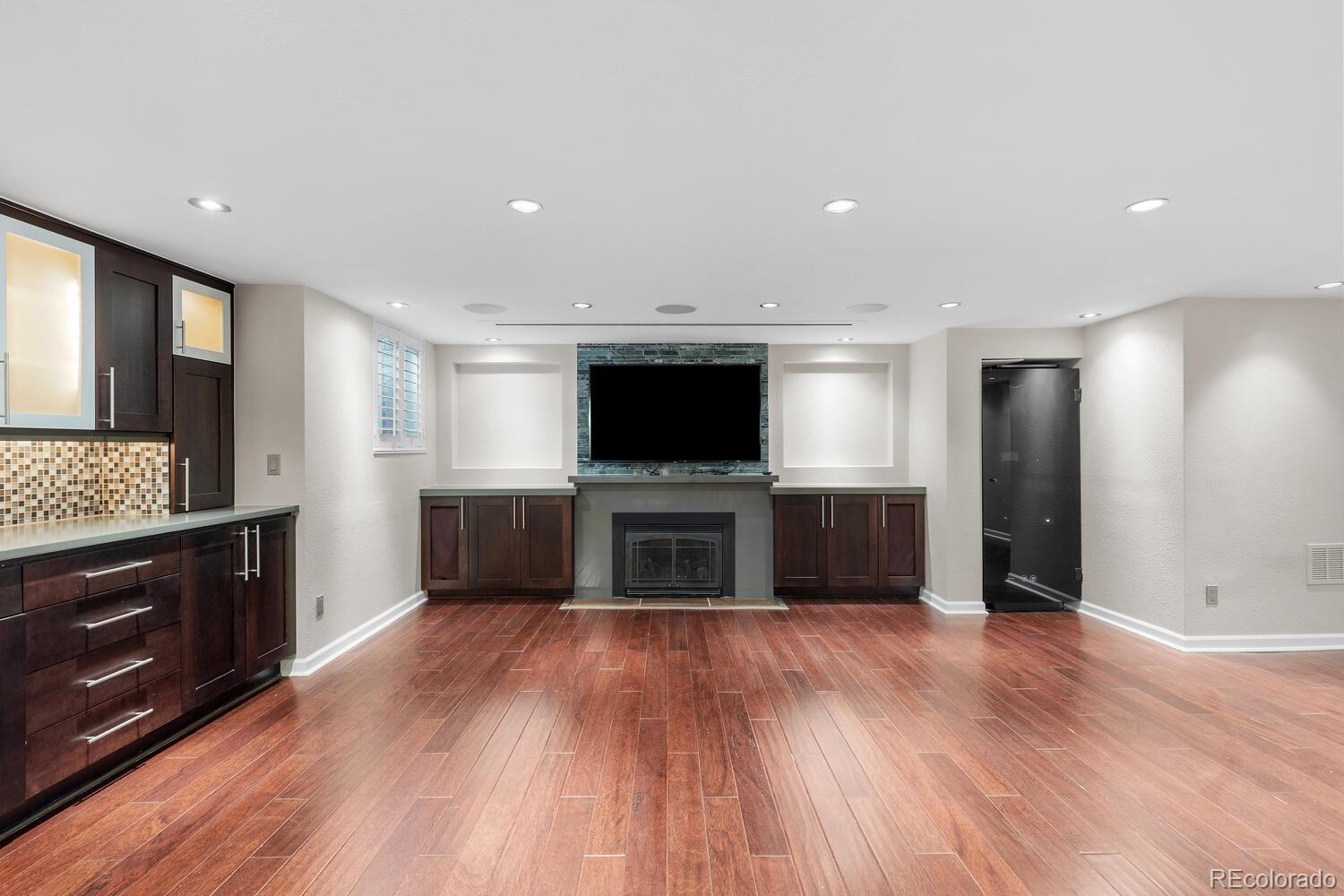 MLS Image #36 for 172 s forest street,denver, Colorado