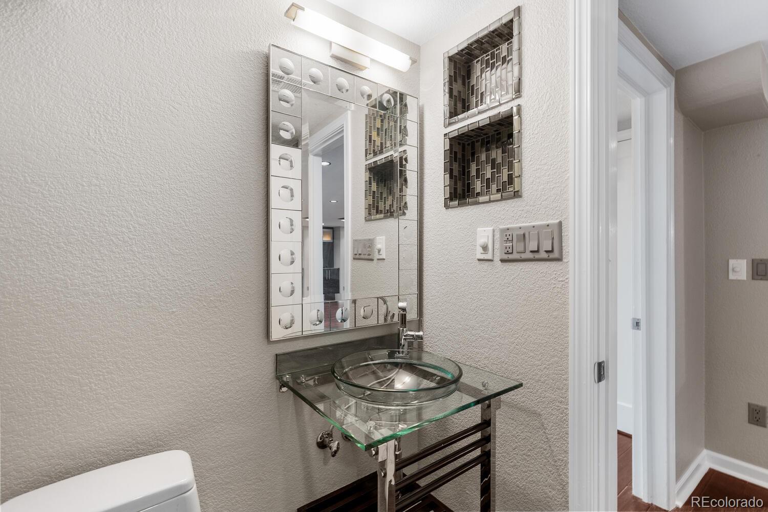 MLS Image #38 for 172 s forest street,denver, Colorado