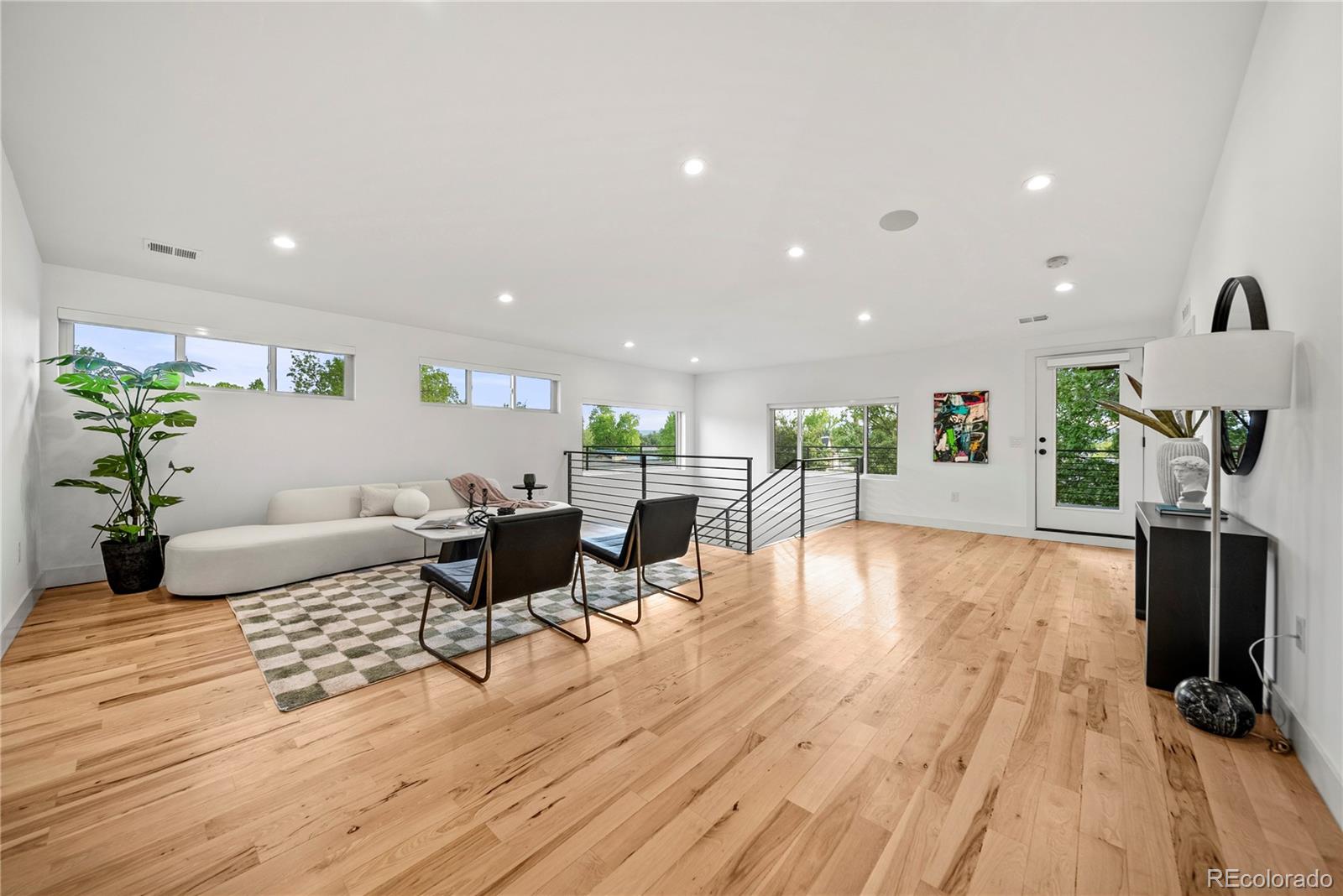 MLS Image #15 for 1490 s vine street,denver, Colorado