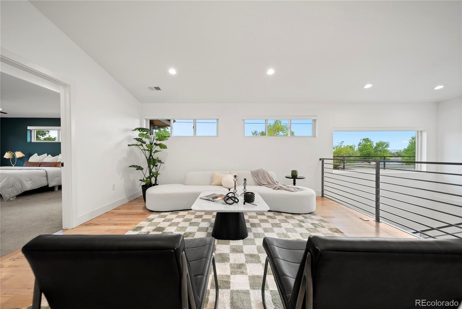 MLS Image #16 for 1490 s vine street,denver, Colorado