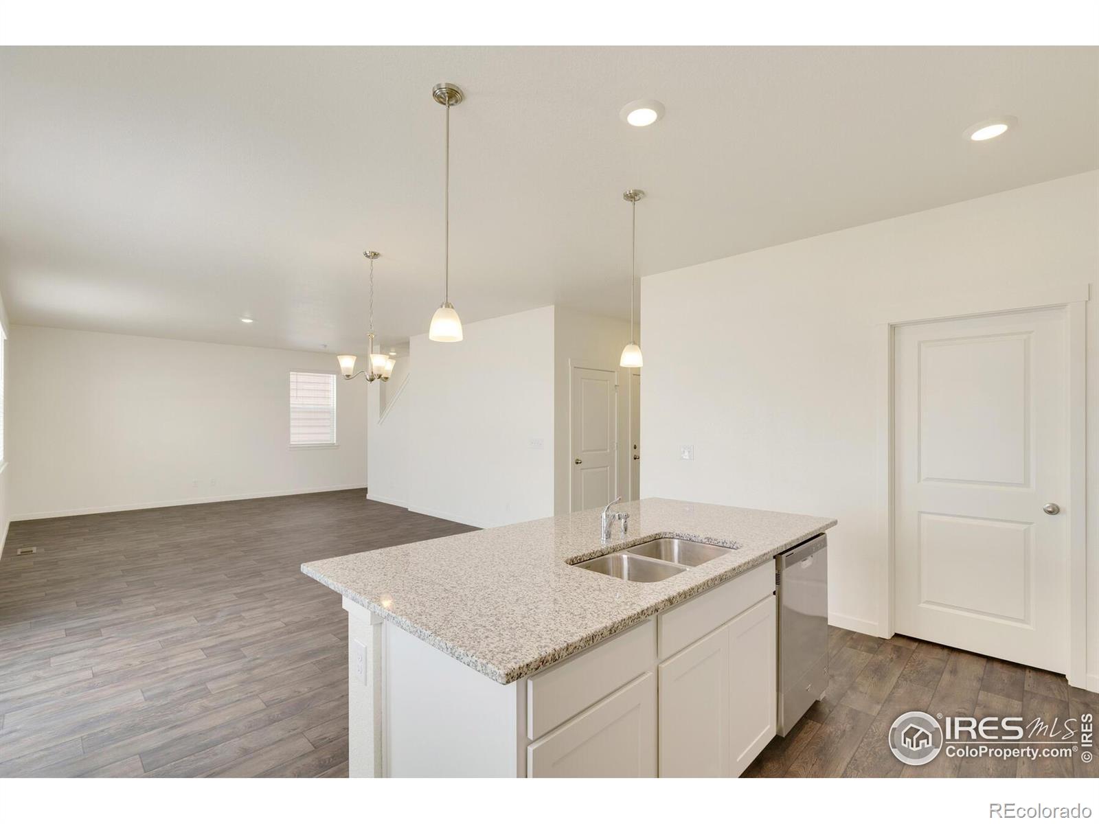 MLS Image #14 for 362  hummingbird lane,johnstown, Colorado