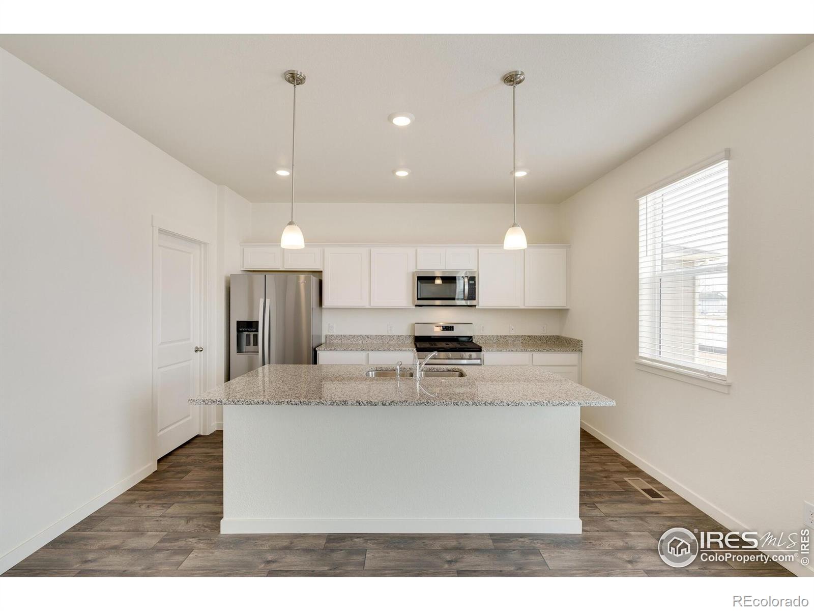 MLS Image #8 for 362  hummingbird lane,johnstown, Colorado