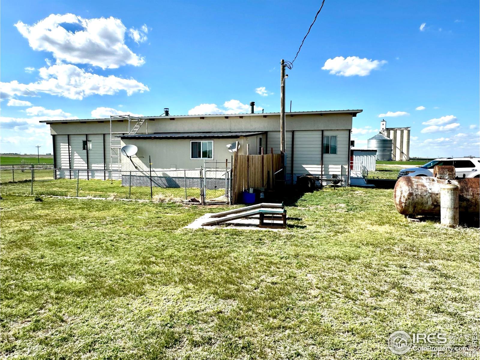 MLS Image #15 for 45908  county road 39 ,otis, Colorado