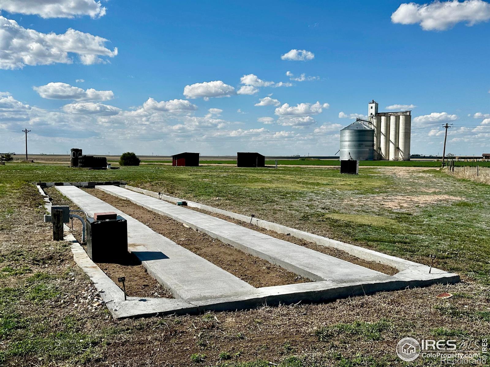 MLS Image #17 for 45908  county road 39 ,otis, Colorado