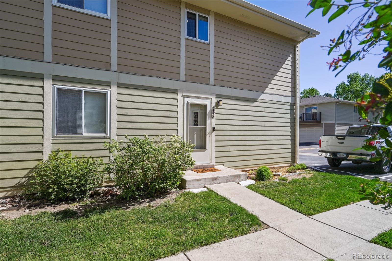 MLS Image #21 for 1225 s oneida street,denver, Colorado