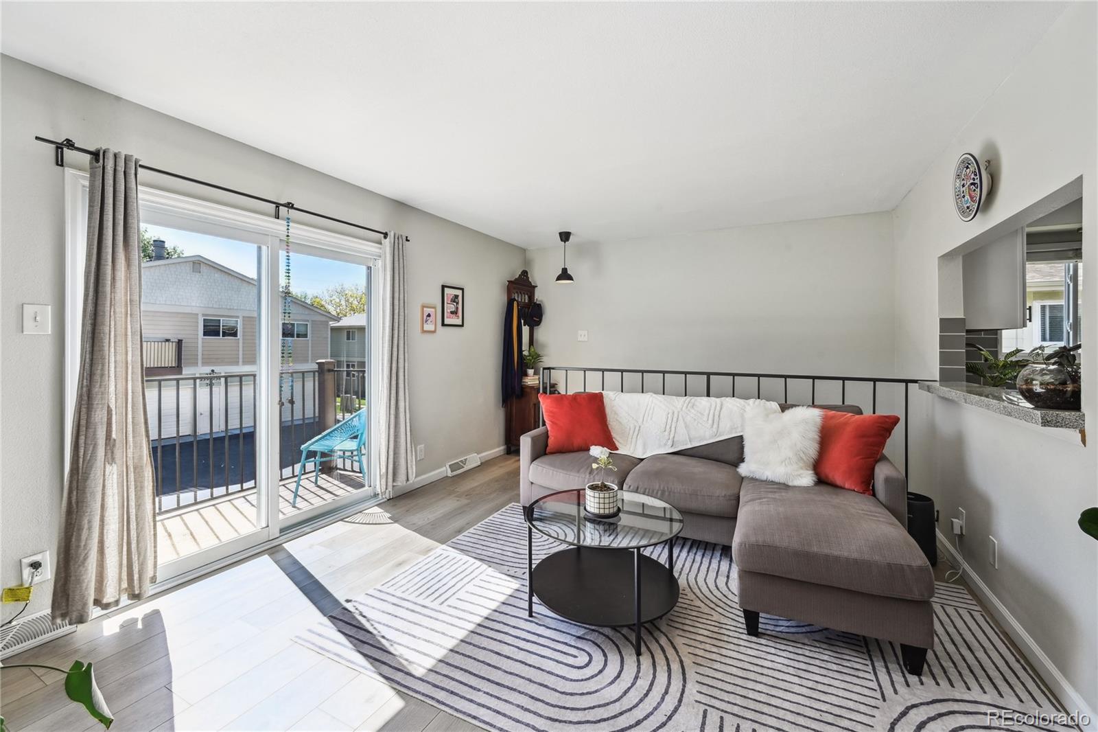 MLS Image #3 for 1225 s oneida street,denver, Colorado