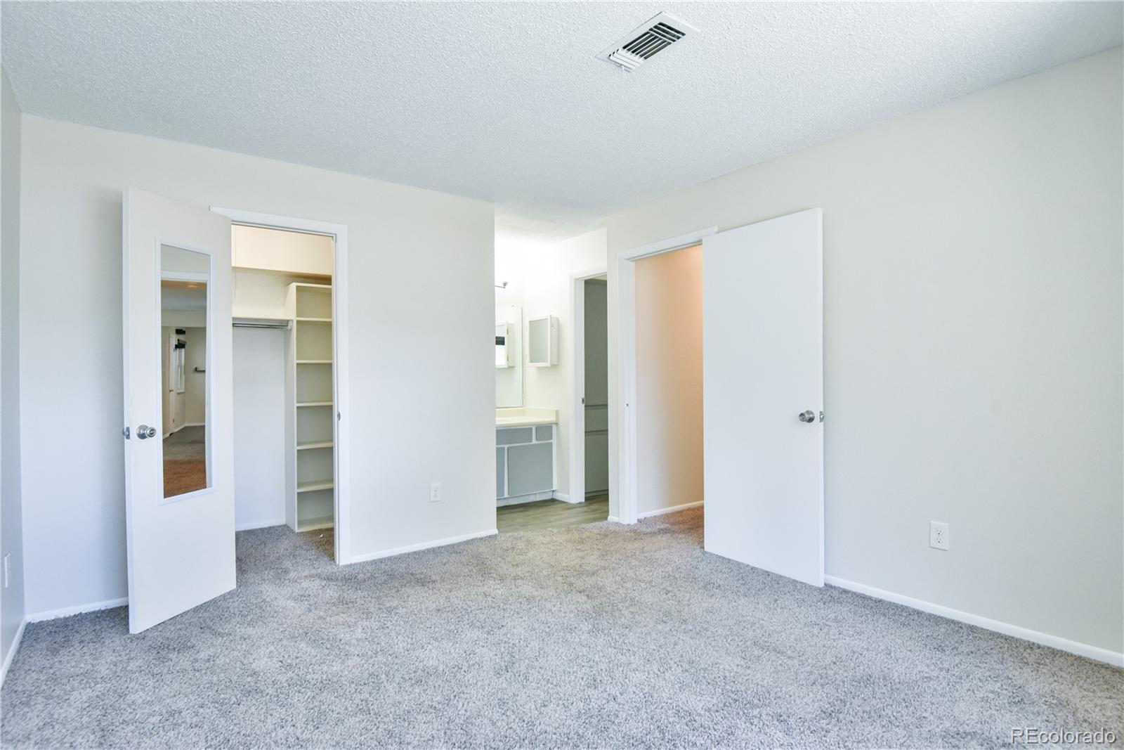 MLS Image #18 for 7185 s gaylord street,littleton, Colorado