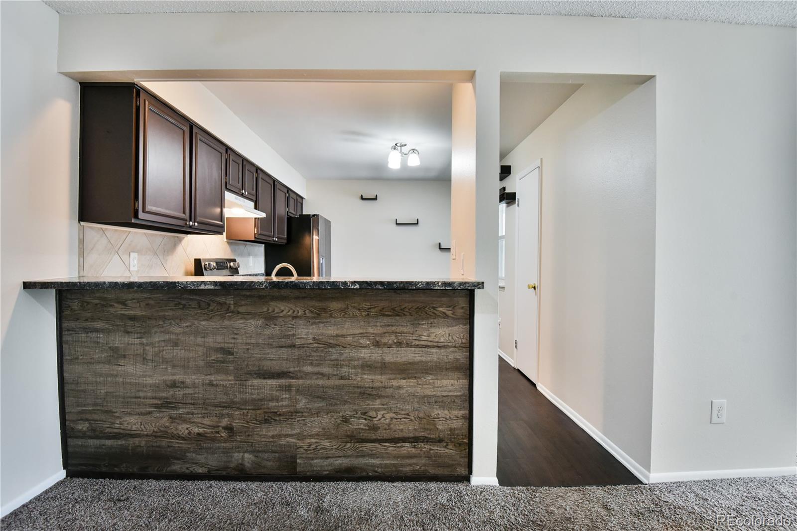 MLS Image #4 for 7185 s gaylord street,littleton, Colorado