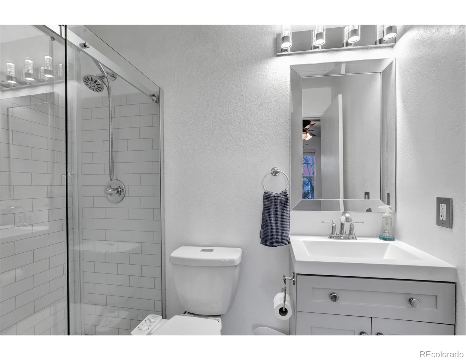 MLS Image #14 for 4347 w kenyon avenue,denver, Colorado