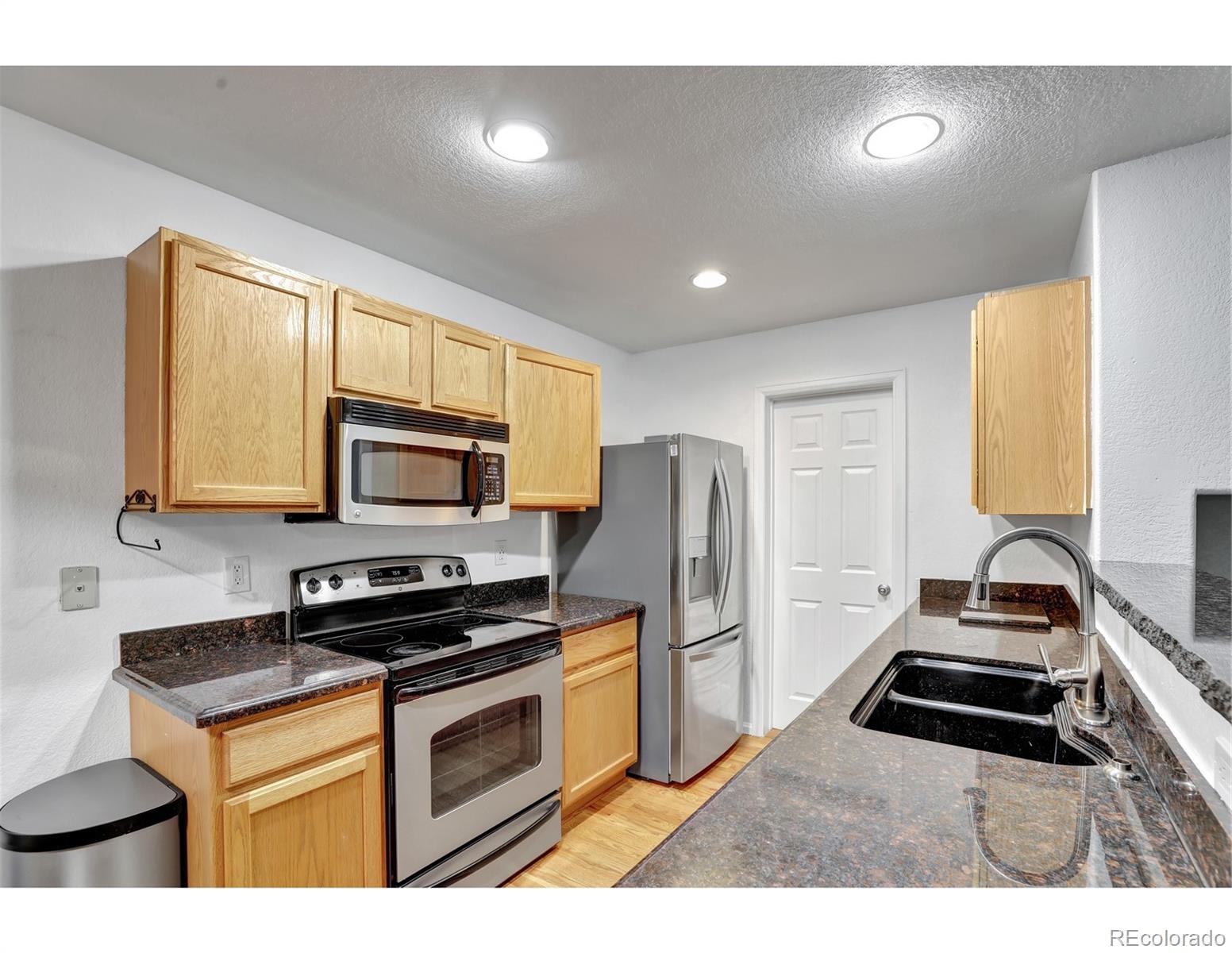 MLS Image #6 for 4347 w kenyon avenue,denver, Colorado