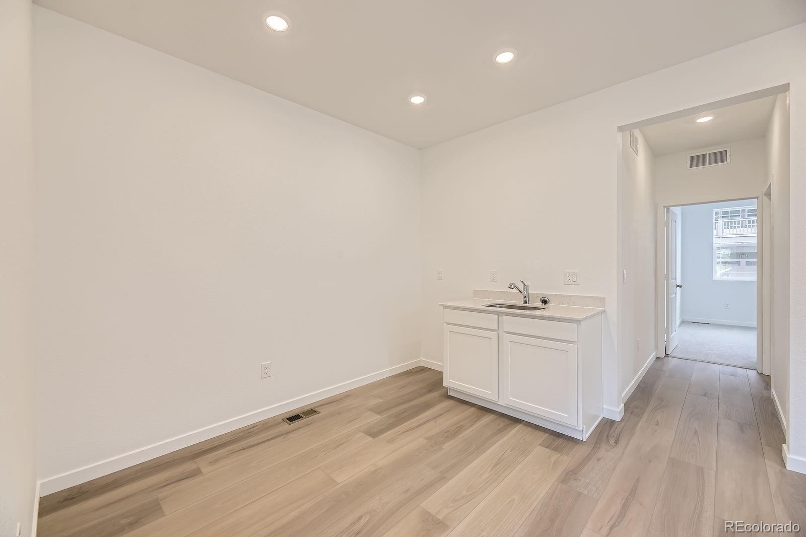 MLS Image #14 for 7308  waterleaf trail,littleton, Colorado