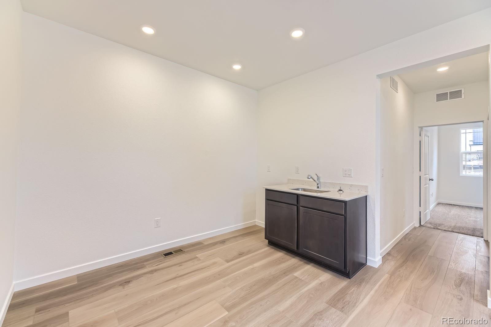 MLS Image #14 for 8846  waterleaf lane,littleton, Colorado