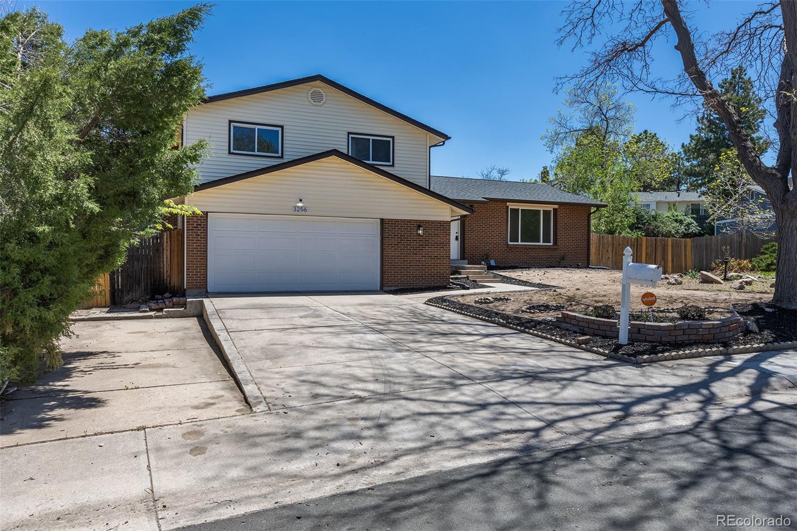 MLS Image #2 for 3256 s nucla street,aurora, Colorado