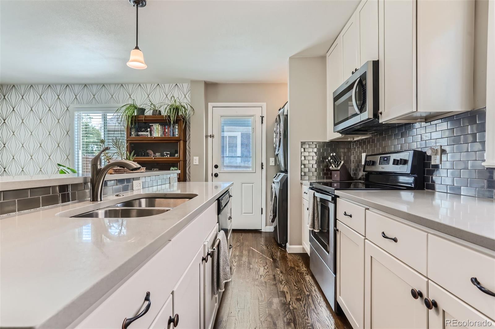 MLS Image #4 for 1171  syracuse street,denver, Colorado