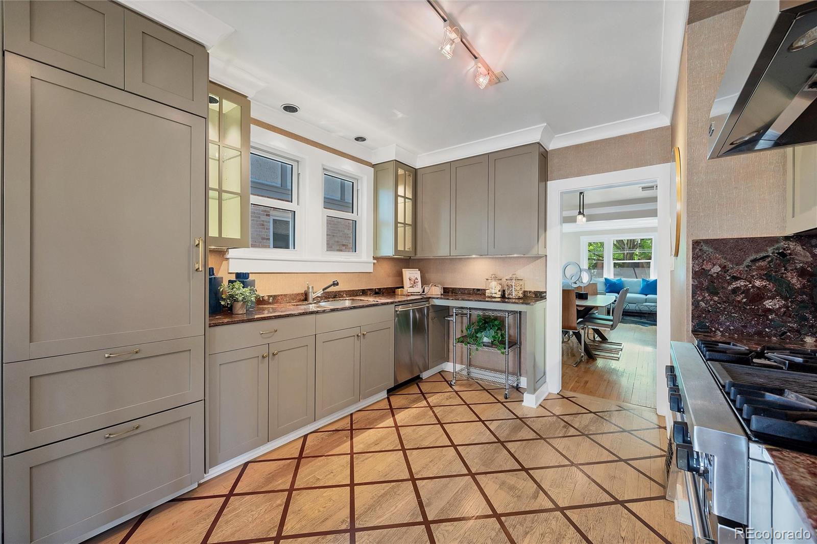 MLS Image #7 for 766  monroe street,denver, Colorado