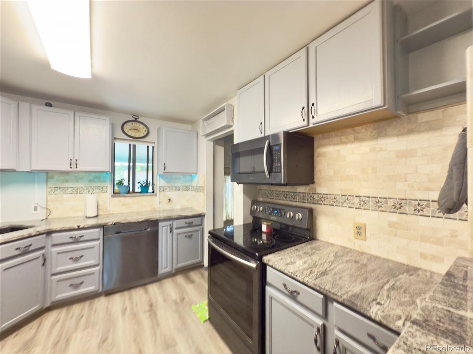 MLS Image #9 for 7831  niagara street,commerce city, Colorado