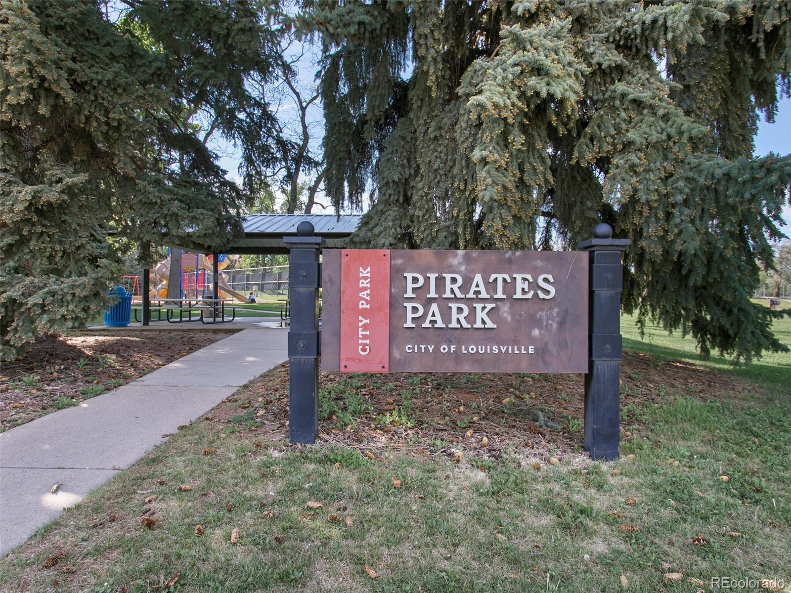 MLS Image #34 for 207  short place,louisville, Colorado