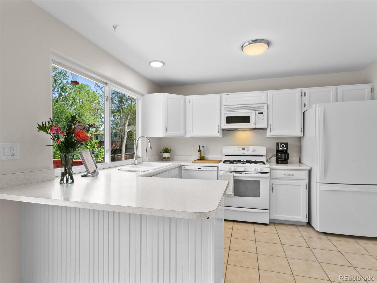 MLS Image #9 for 207  short place,louisville, Colorado