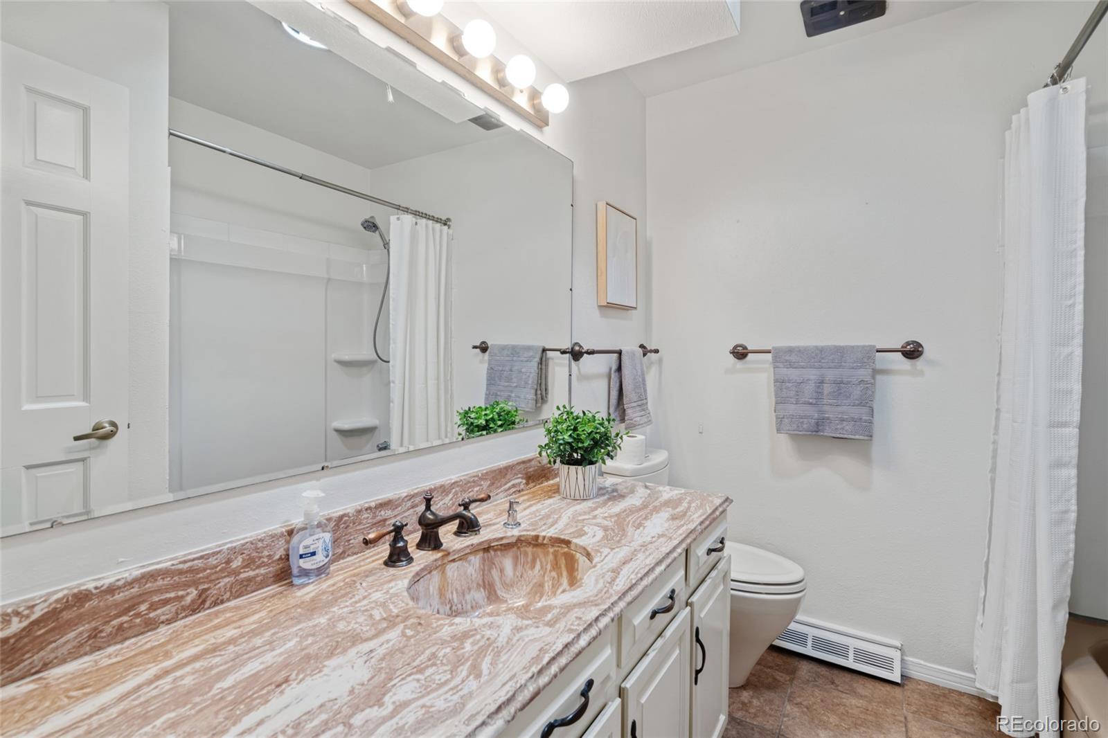 MLS Image #23 for 1590 s macon street,aurora, Colorado
