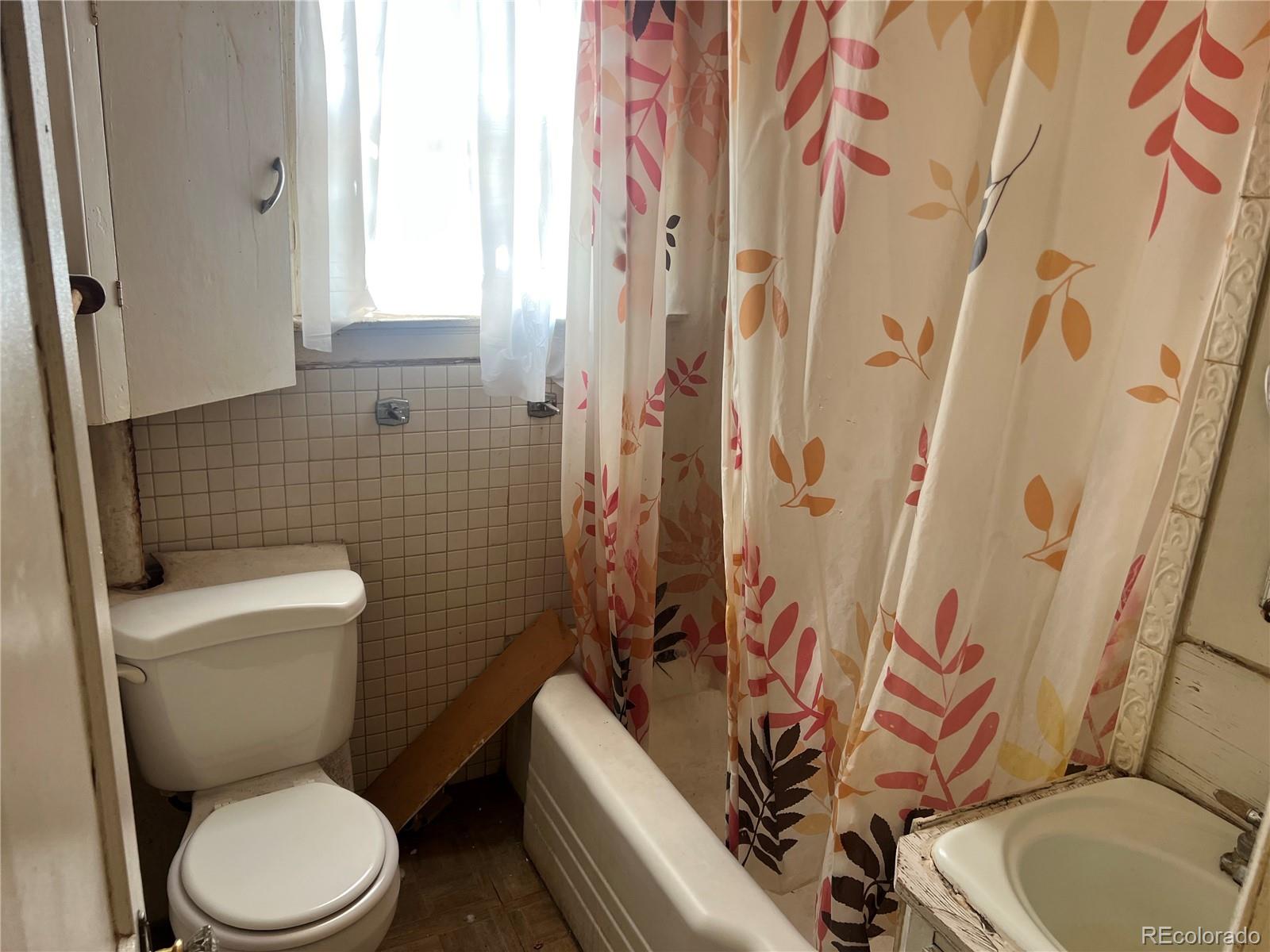 MLS Image #4 for 54 e cornell avenue,englewood, Colorado