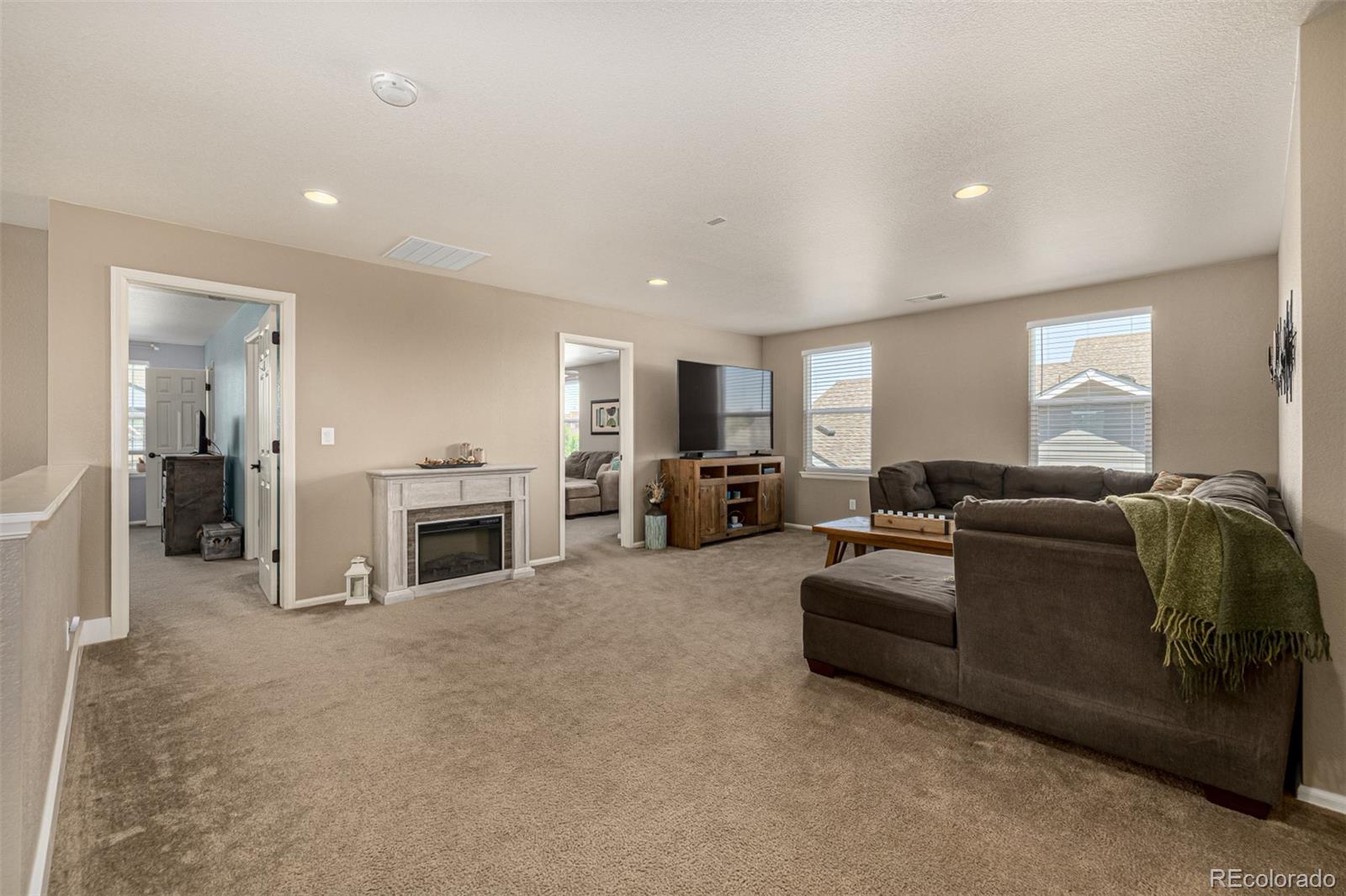 MLS Image #27 for 1997  cayman drive,windsor, Colorado