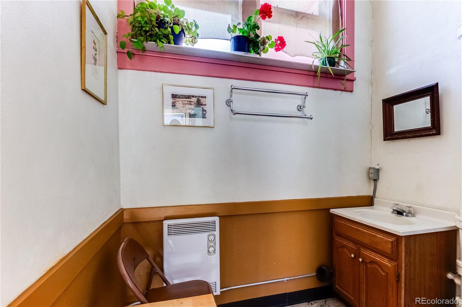 MLS Image #24 for 611 w 7th street,walsenburg, Colorado
