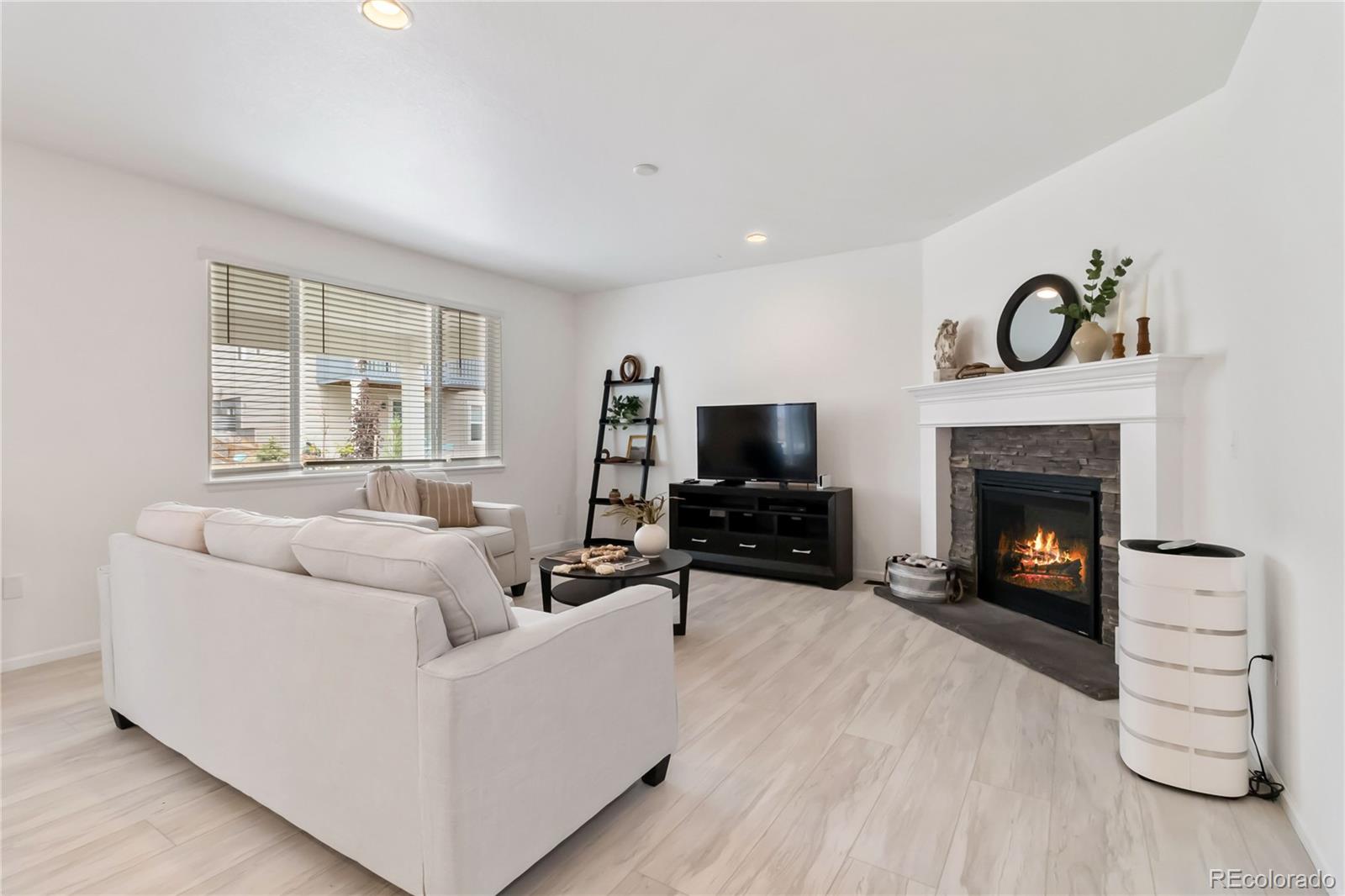 MLS Image #4 for 1369 e witherspoon drive,elizabeth, Colorado