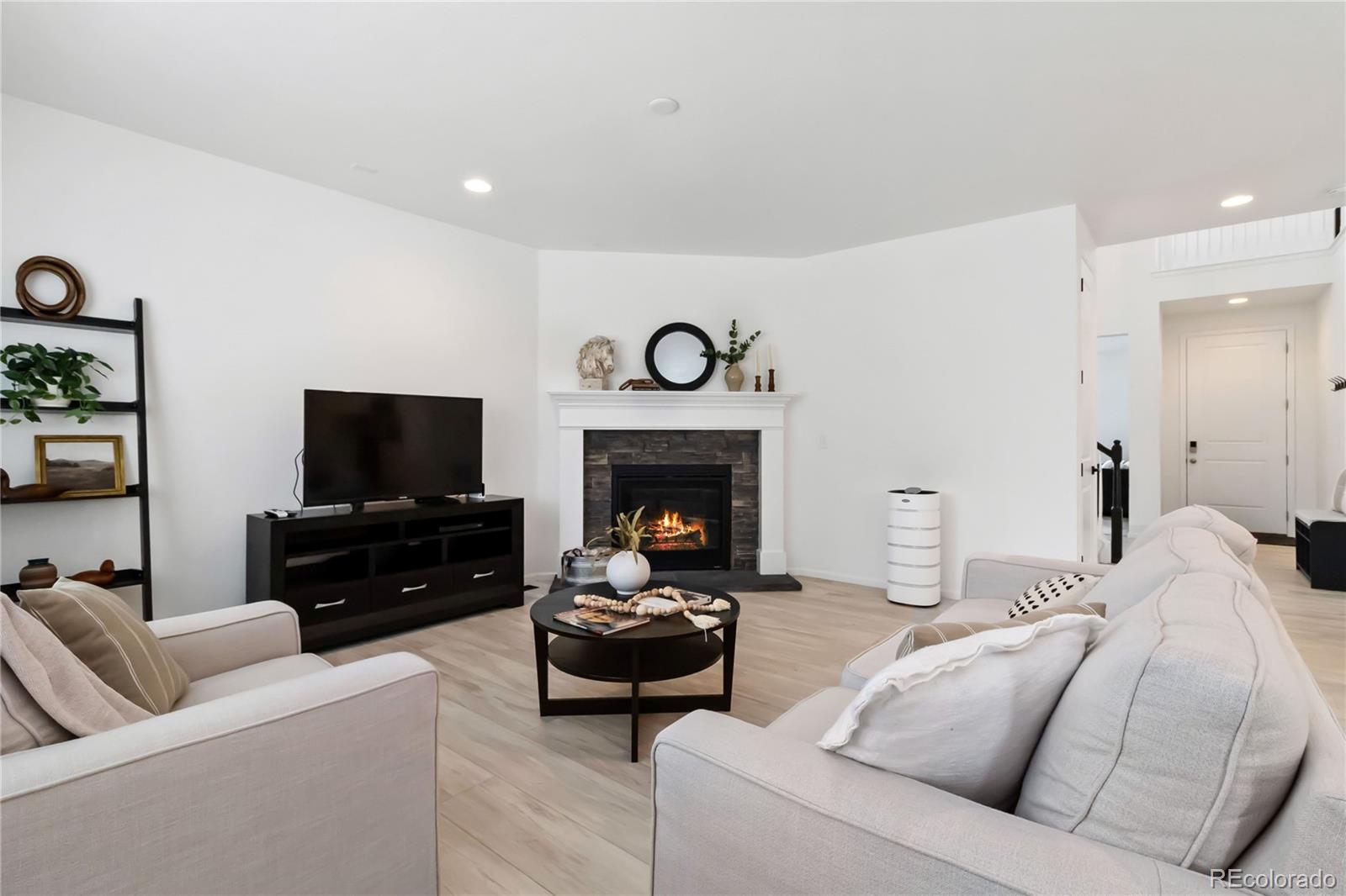 MLS Image #8 for 1369 e witherspoon drive,elizabeth, Colorado
