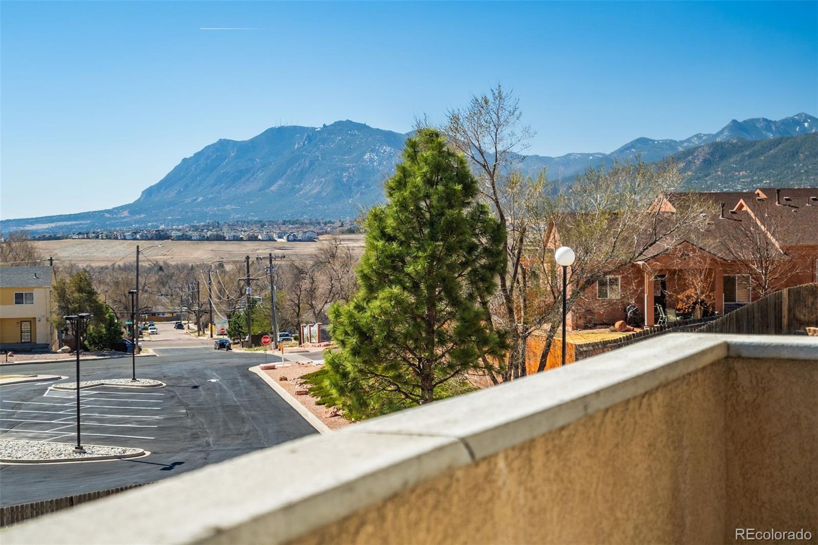 MLS Image #9 for 1447  madison ridge heights,colorado springs, Colorado
