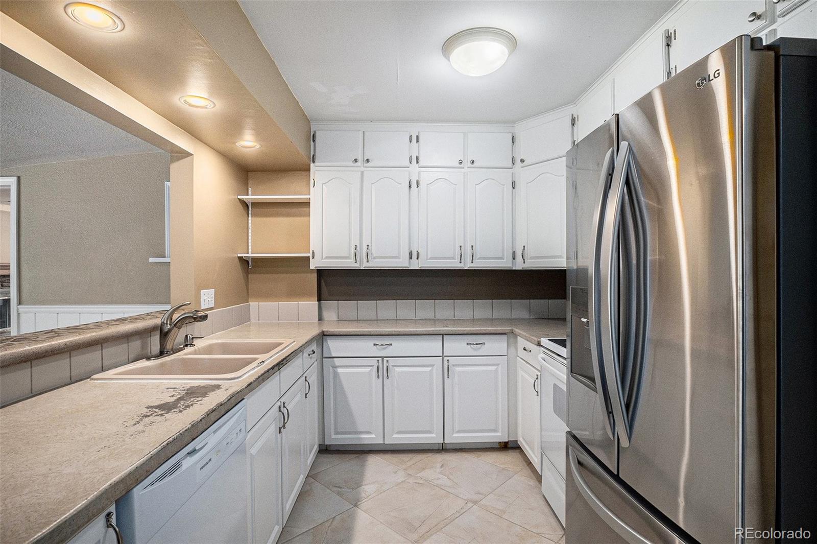 MLS Image #14 for 4906 e bates avenue,denver, Colorado