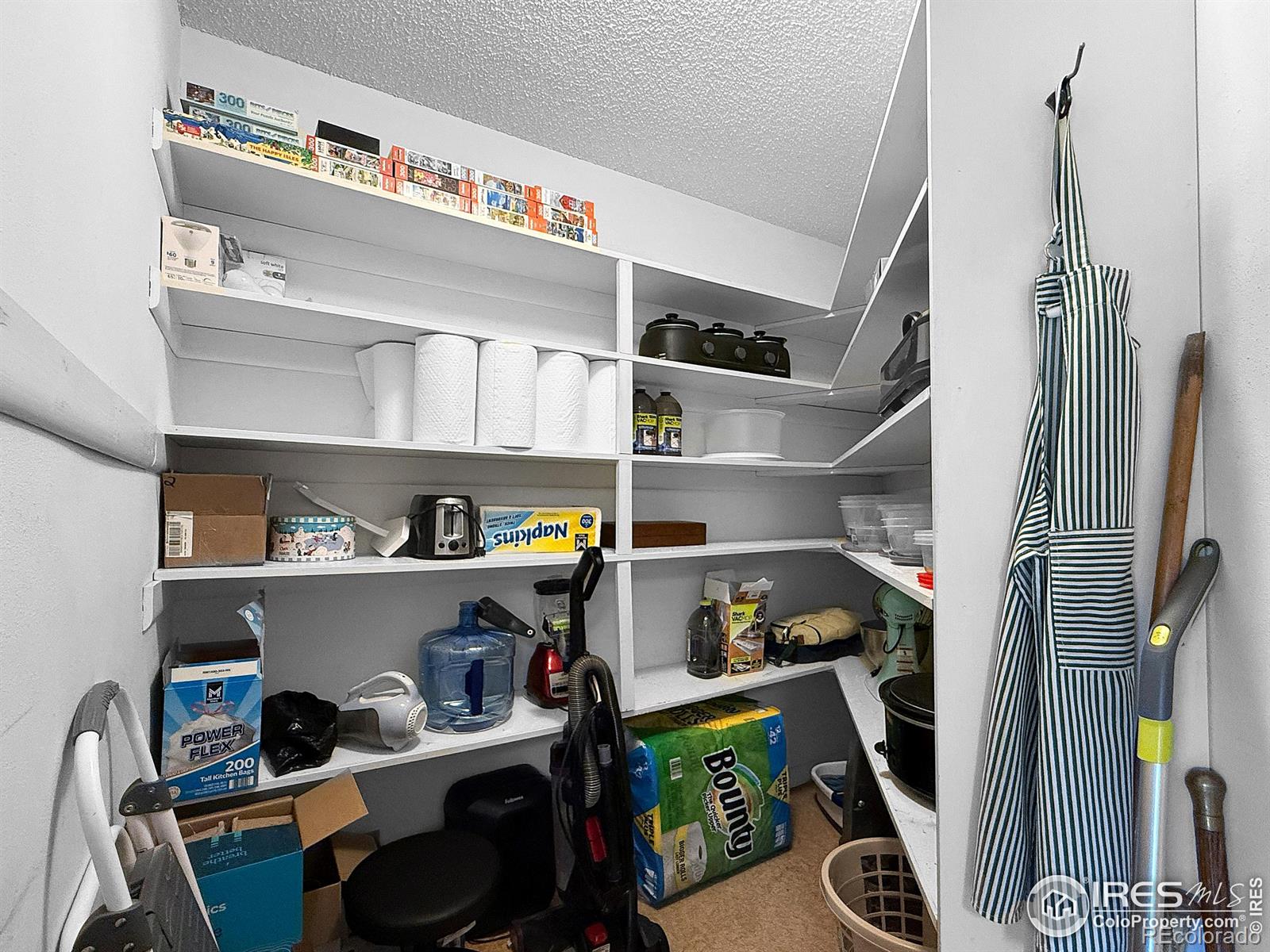 MLS Image #22 for 915  holly drive,sterling, Colorado