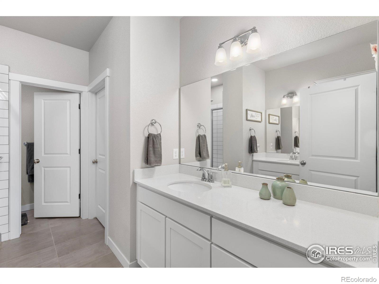 MLS Image #13 for 4115 n park drive,loveland, Colorado