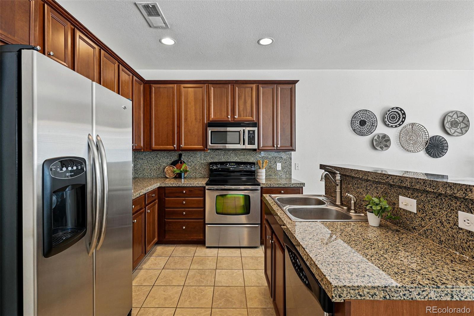 MLS Image #10 for 13020  grant circle a,thornton, Colorado