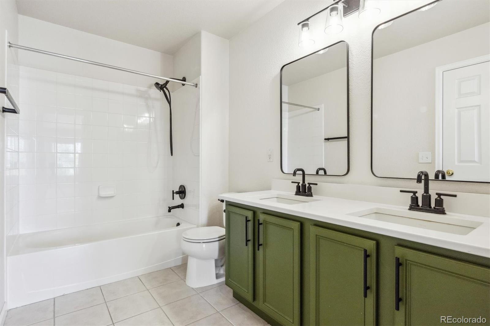 MLS Image #17 for 22455 e plymouth circle,aurora, Colorado