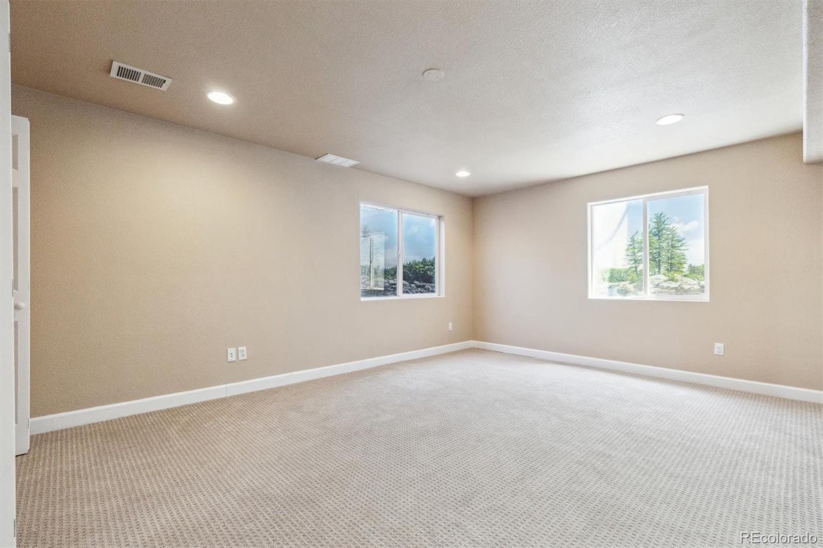 MLS Image #19 for 22455 e plymouth circle,aurora, Colorado