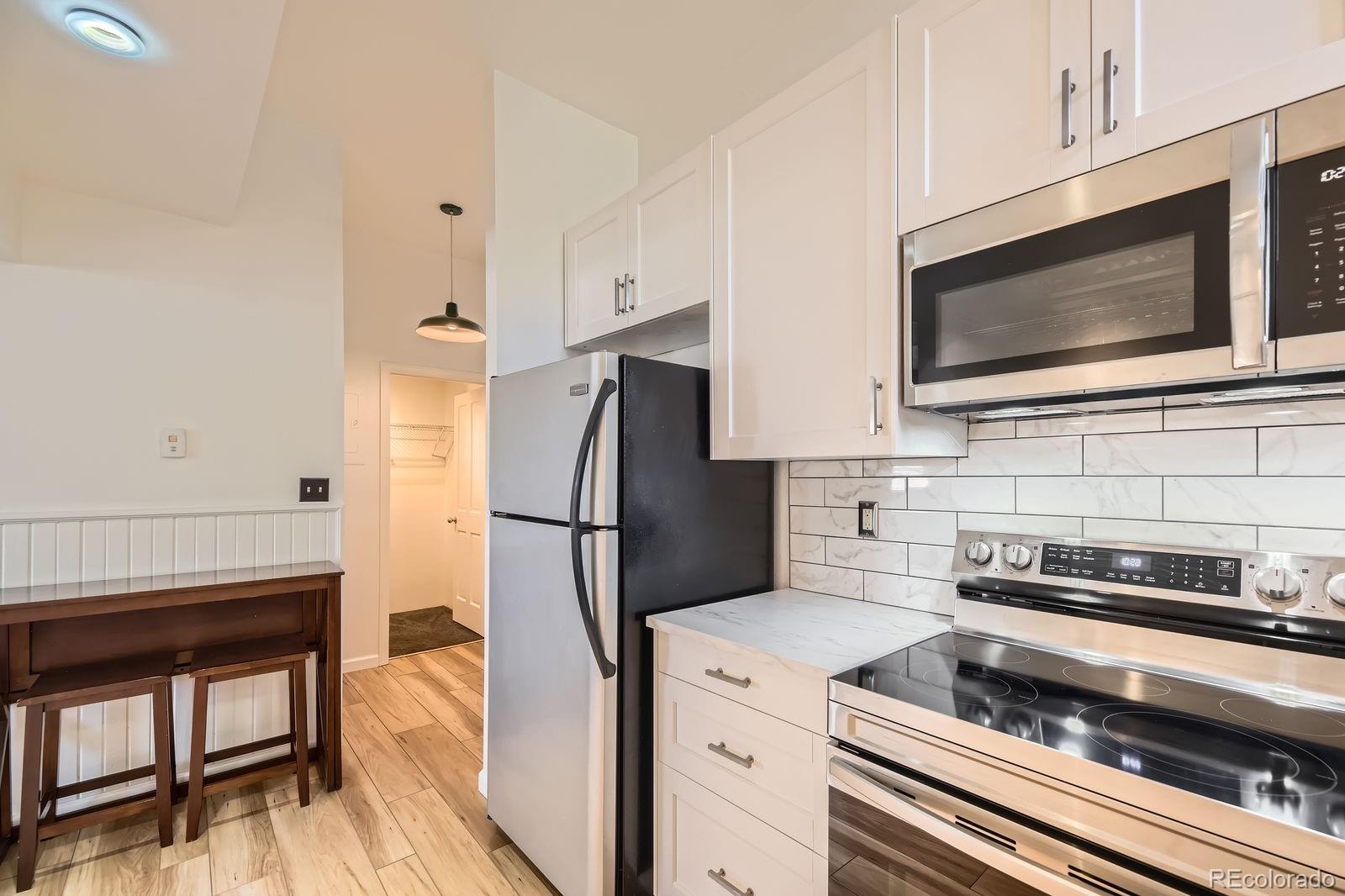 MLS Image #13 for 108 w byers place,denver, Colorado