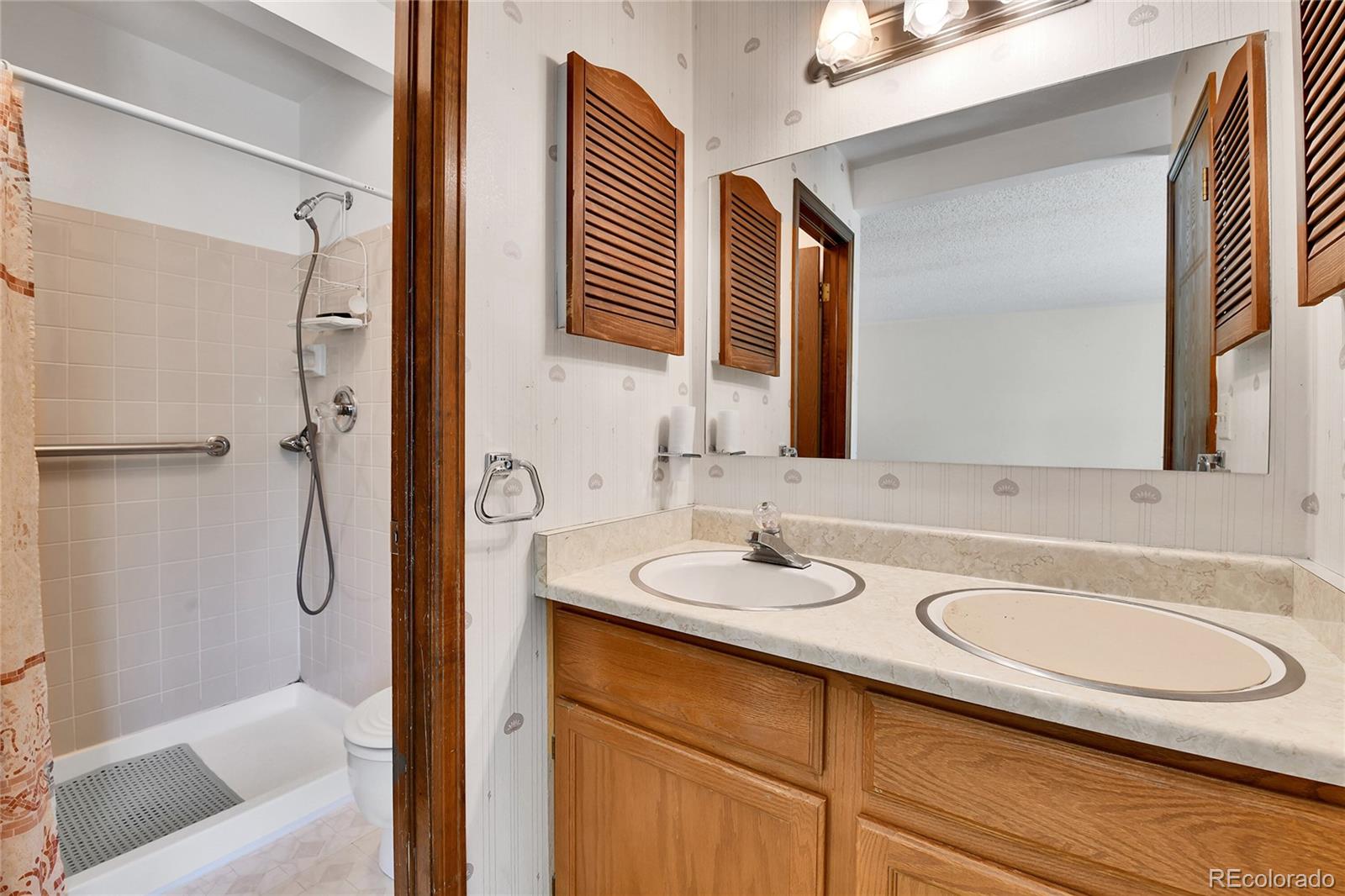 MLS Image #14 for 18874 e colorado drive,aurora, Colorado