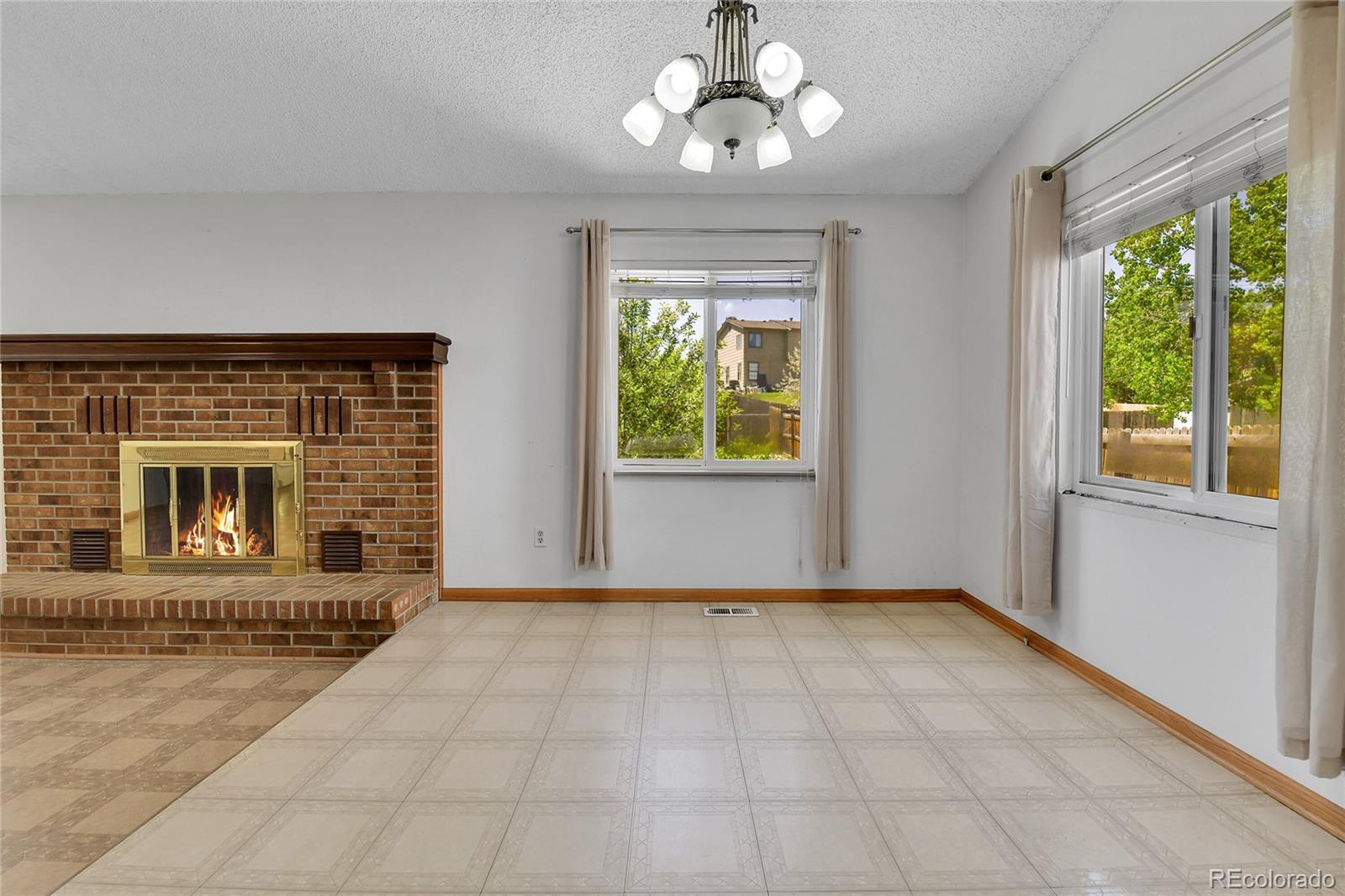 MLS Image #7 for 18874 e colorado drive,aurora, Colorado