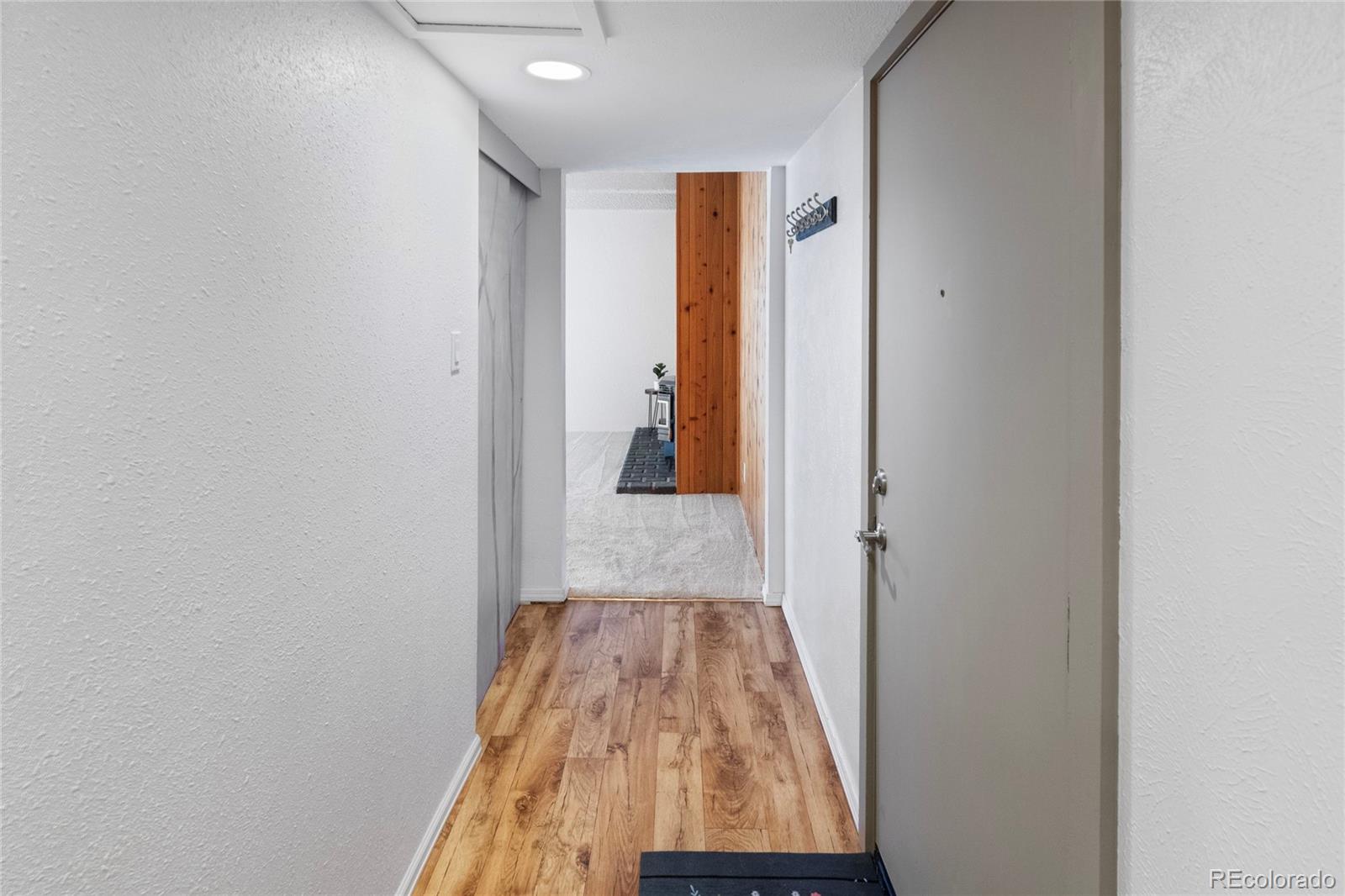 MLS Image #22 for 2525 s dayton way,denver, Colorado