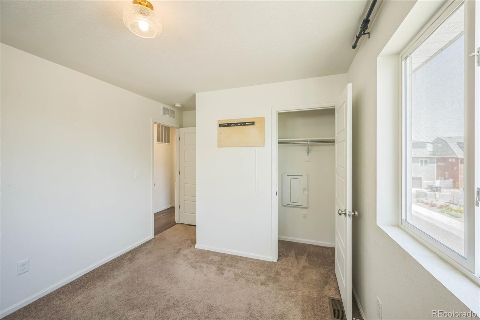 MLS Image #19 for 18211 e 51st avenue,denver, Colorado