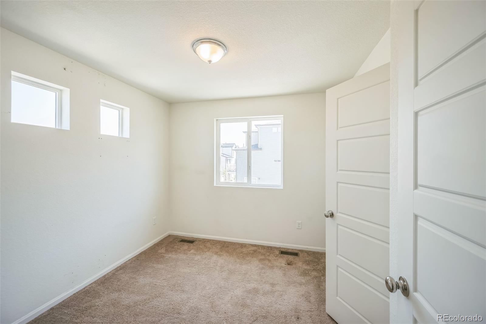 MLS Image #20 for 18211 e 51st avenue,denver, Colorado