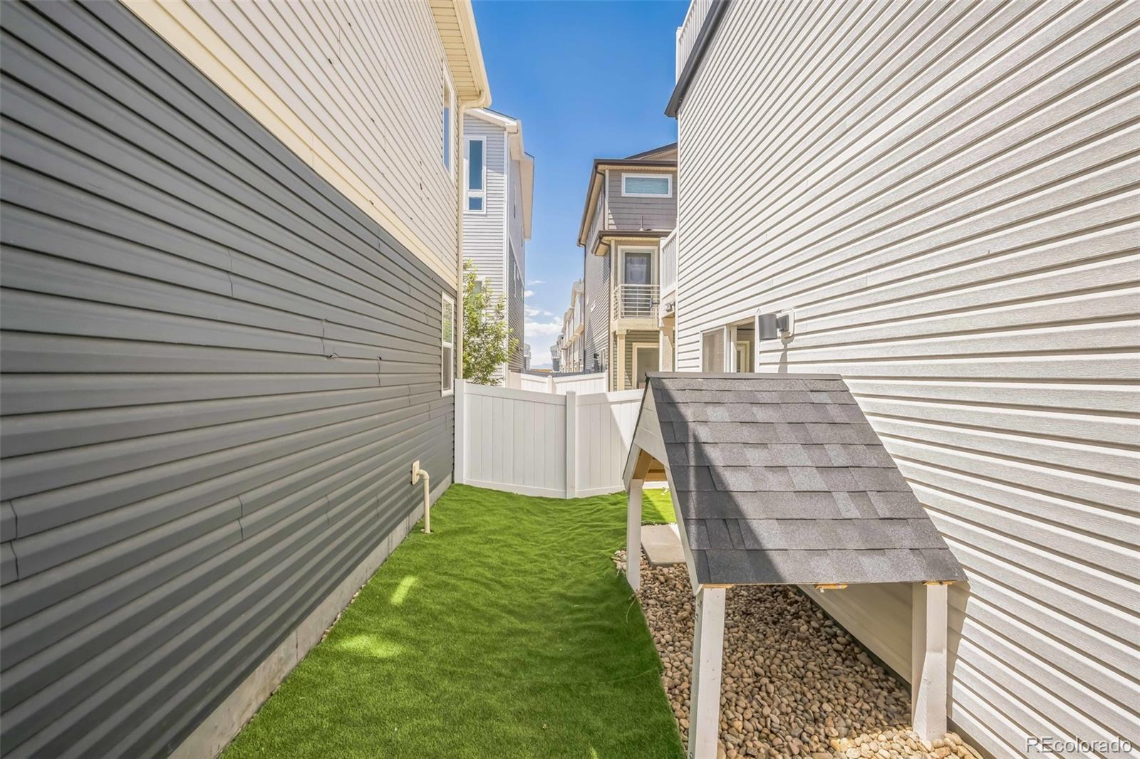 MLS Image #29 for 18211 e 51st avenue,denver, Colorado