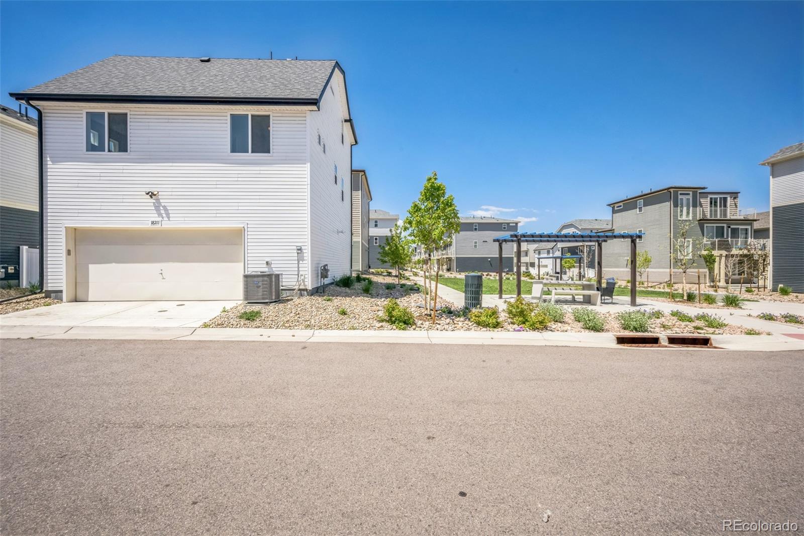 MLS Image #31 for 18211 e 51st avenue,denver, Colorado