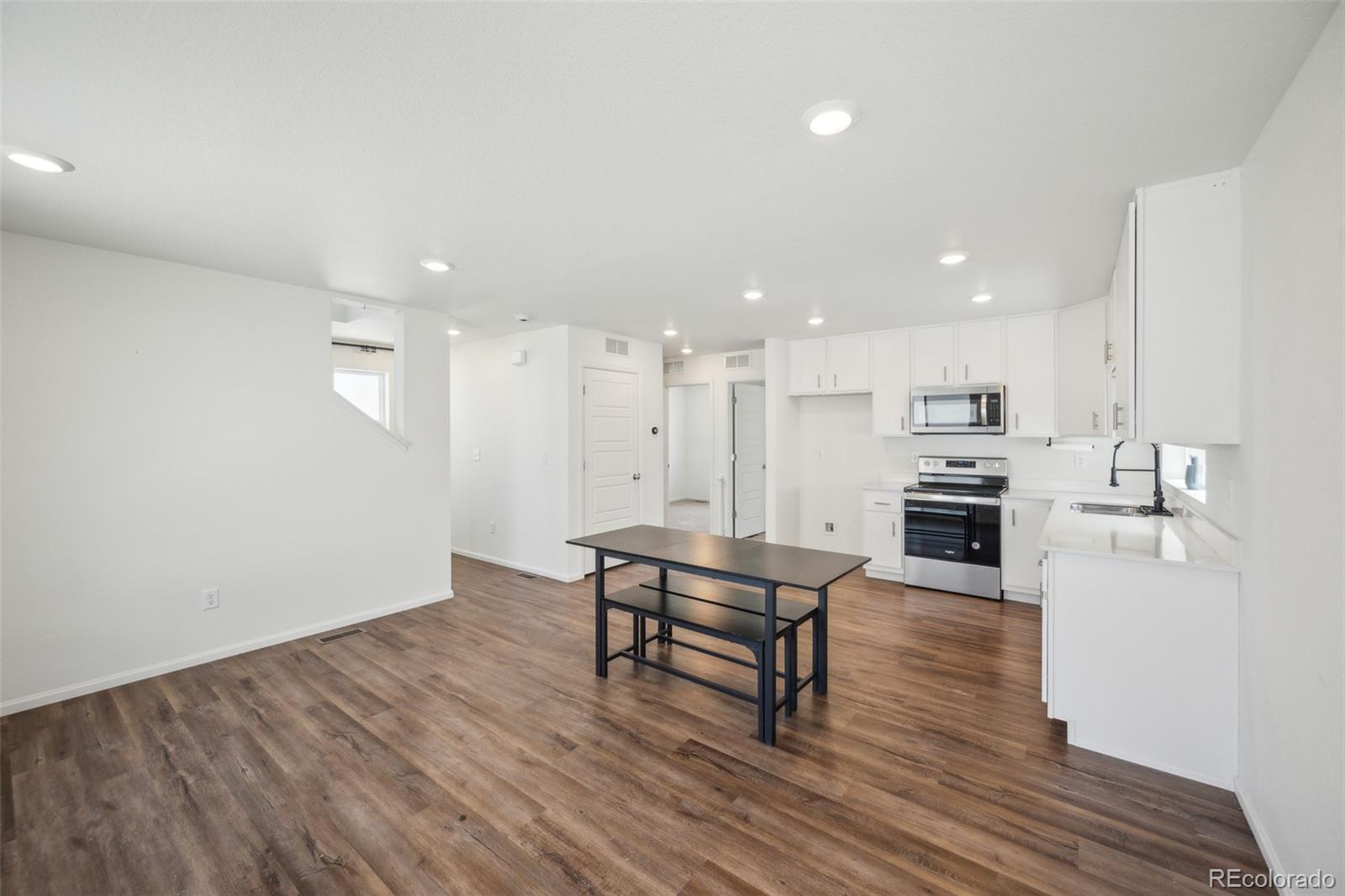 MLS Image #7 for 18211 e 51st avenue,denver, Colorado