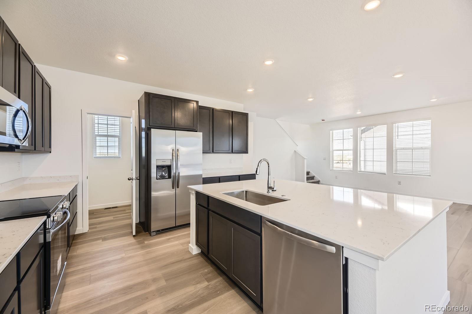 MLS Image #2 for 2190 s haleyville way,aurora, Colorado