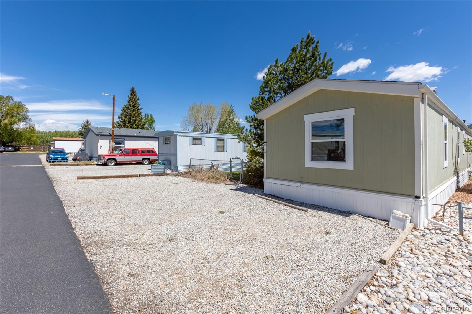 MLS Image #10 for 910  j street,salida, Colorado
